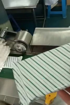 เครื่องบรรจุขนมขบเคี้ยวข้าวโพดคั่วความเร็วสูงแนวนอน